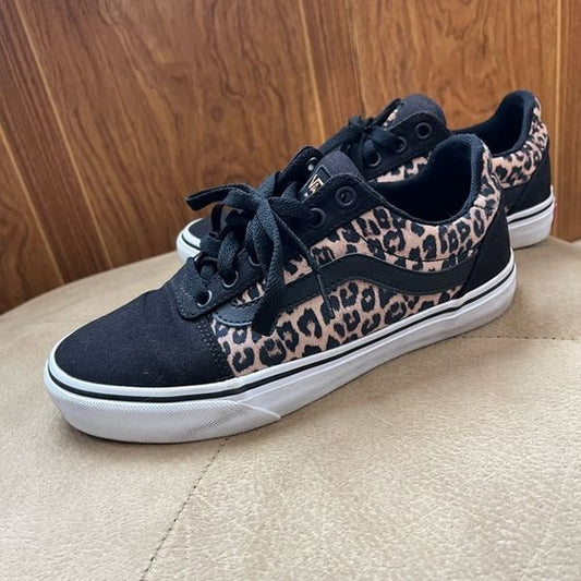 Cheetah Print Vans: The Latest Trend in Custom Sneakers